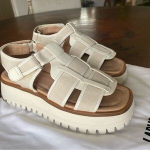 Labucq Boomer Canvas Platform Fisherman Sandals - Cream Women's Sandals